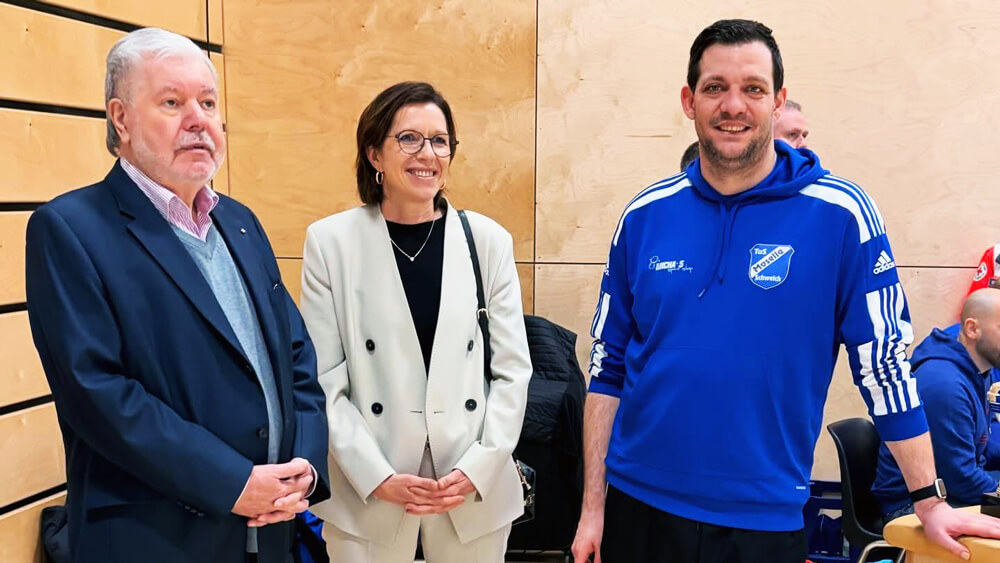 Ehrengäste beim Flach-Cup-2026