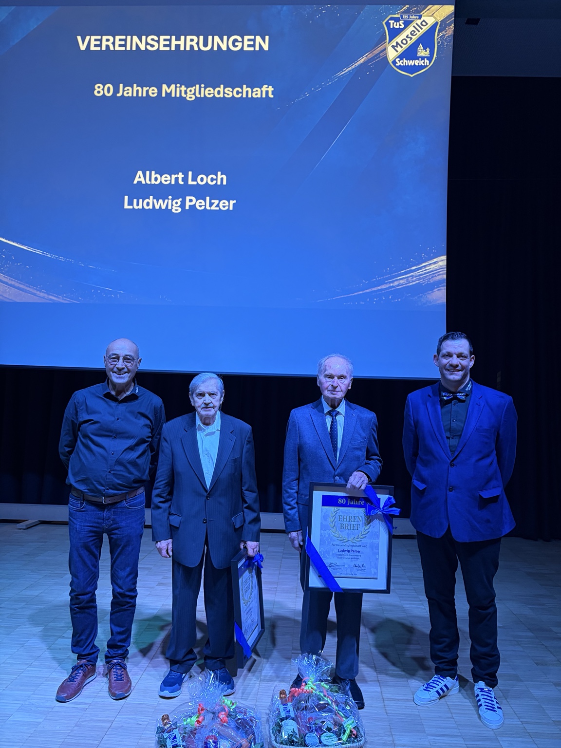 Albert Loch und Ludwig Pelzer mit Egbert Konder und Harald Emmrich