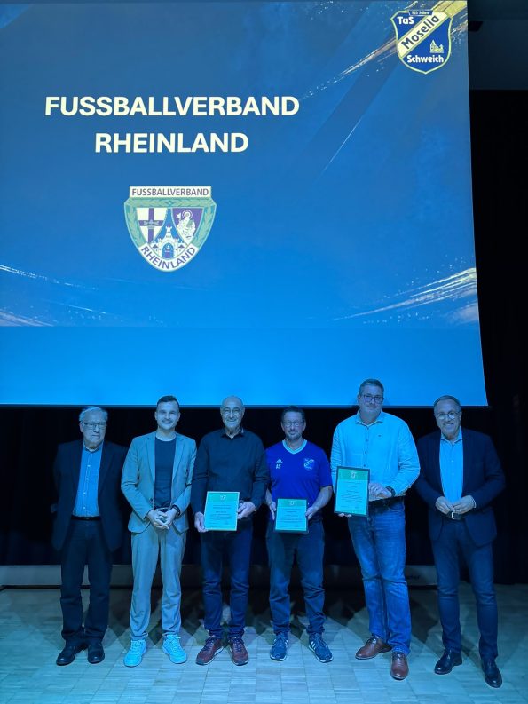 Ehrungen durch den Fußballverband Rheinland.