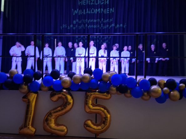 Karatevorführung beim Jubiläumsabend.